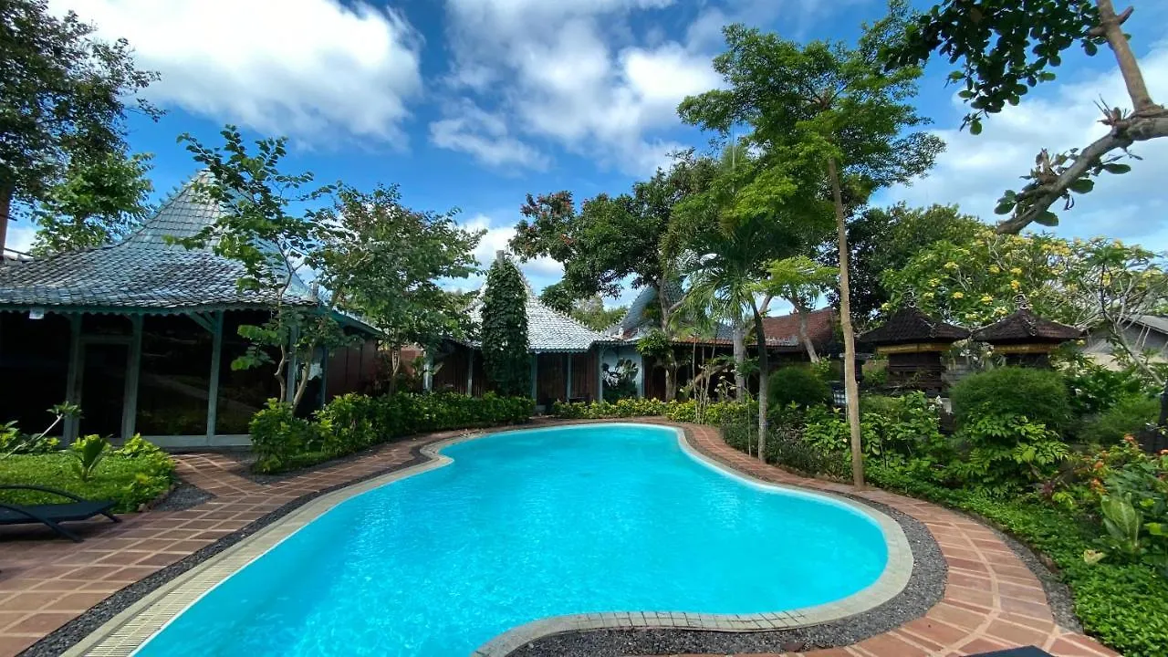 Kupu Kupu Jimbaran Beach Hotel & Spa By L'Occitane 4*,
