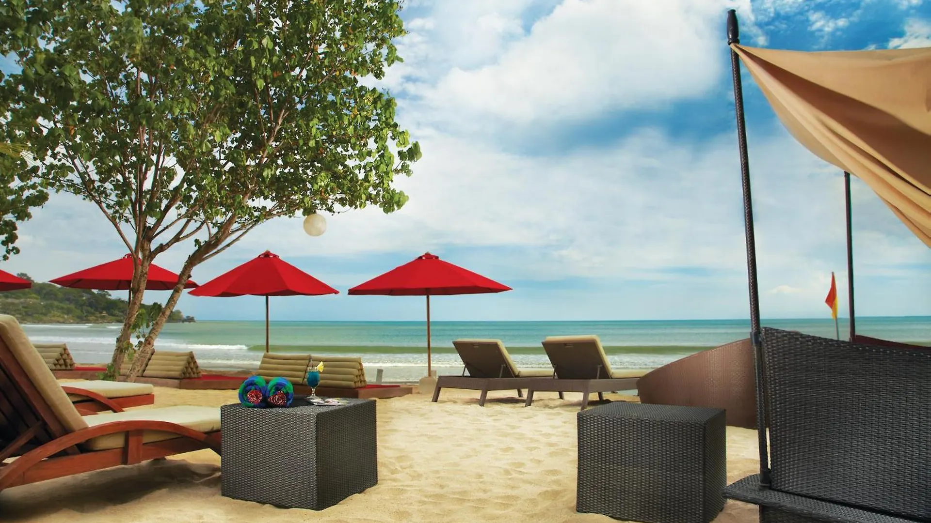 Kupu Kupu Jimbaran Beach Hotel & Spa By L'Occitane