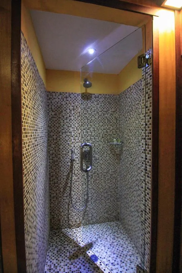 Kupu Kupu Jimbaran Beach Hotel & Spa By L'Occitane 4*,